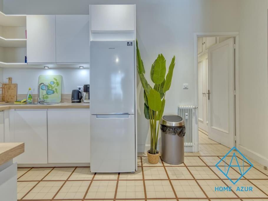 New Luxurious - Jean Medecin Apartment Nizza